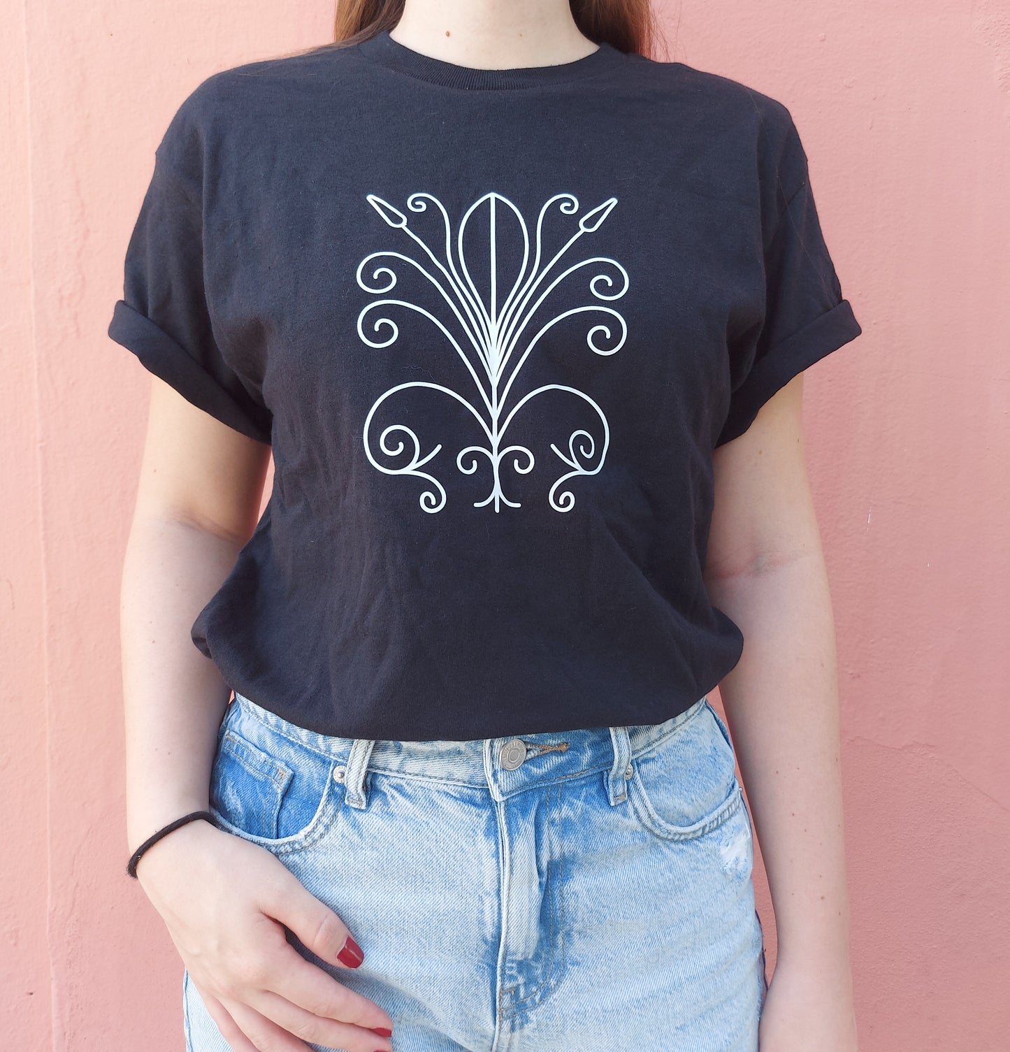 Camisa con logo de Casa Rosa Luisa